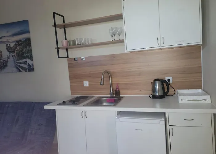 Siodma Wyspa אכסניה